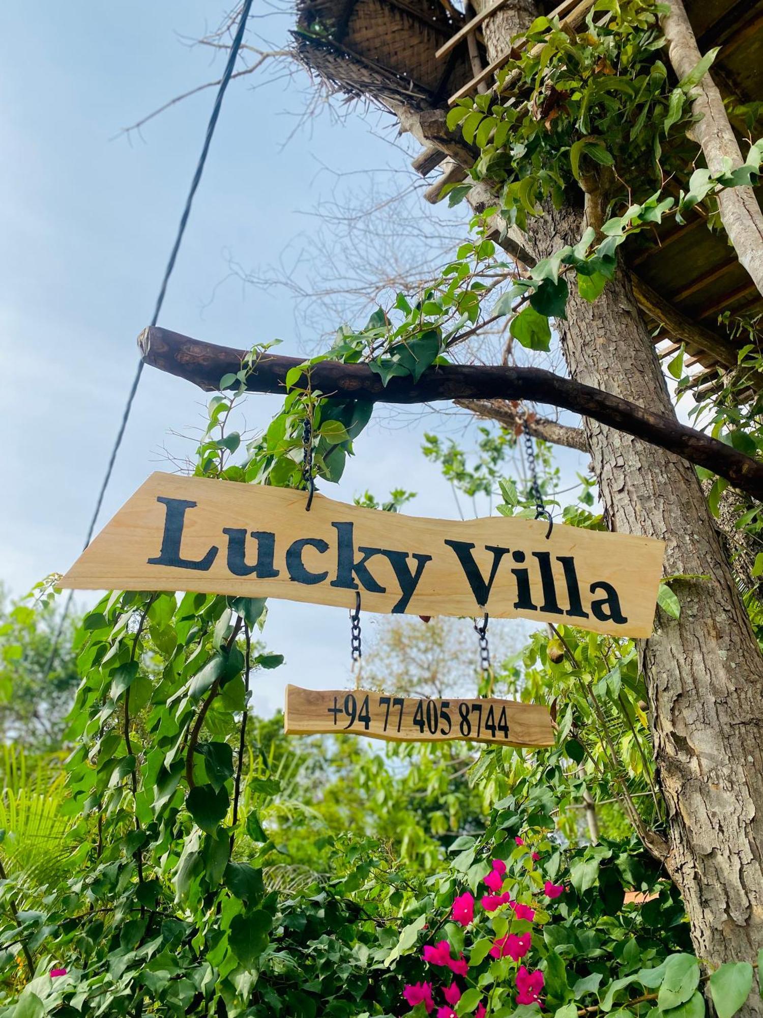 Lucky Villa 锡吉里亚 外观 照片